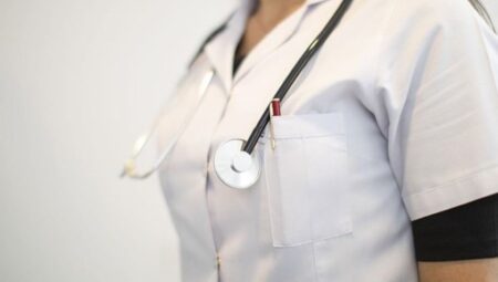 Bugün sağlık ocakları açık mı? 2 Aralık 2024 Aile tabipleri çalışıyor mu?